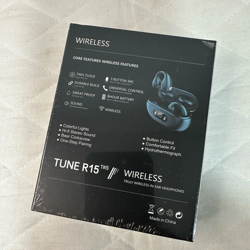 Wireless Tune R15 TWS Earbuds In-Ear Phones With Charging Case ew In Box